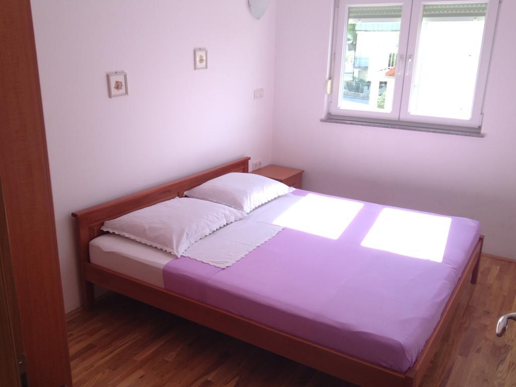 Gala Apartments Omiš Quarto foto