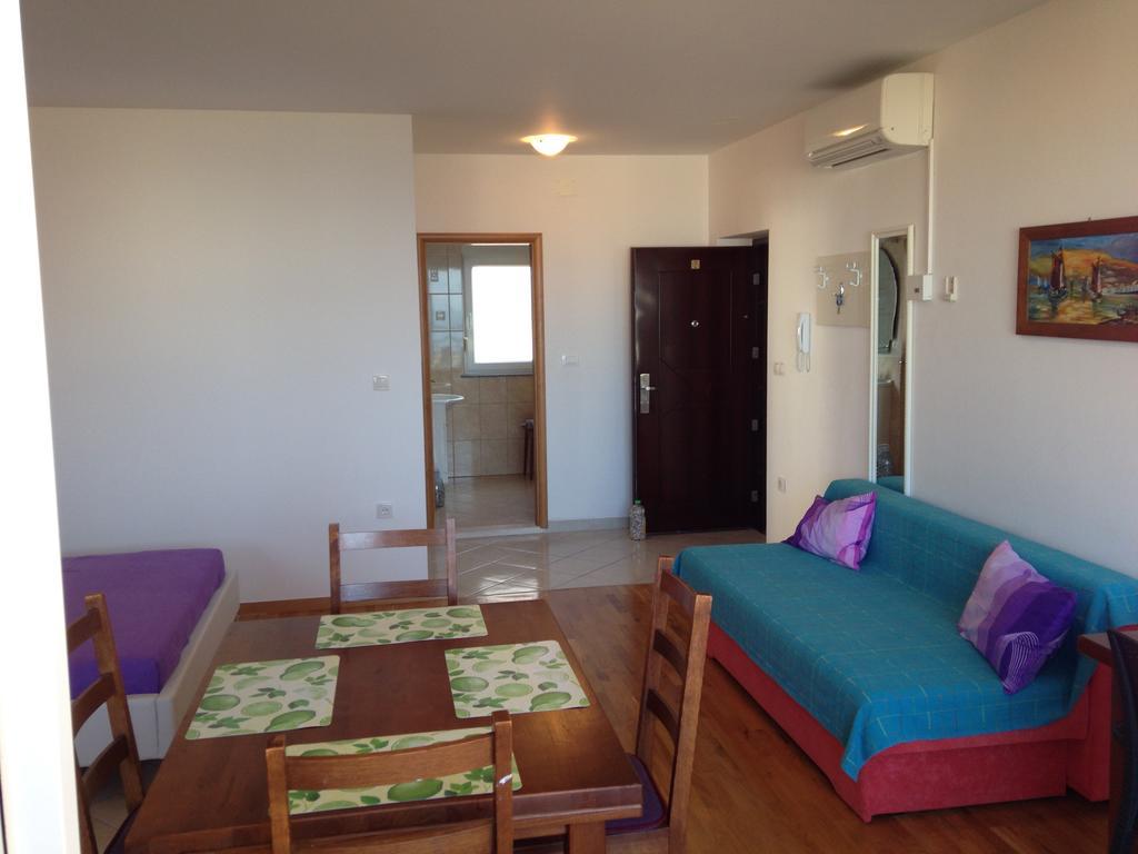 Gala Apartments Omiš Exterior foto